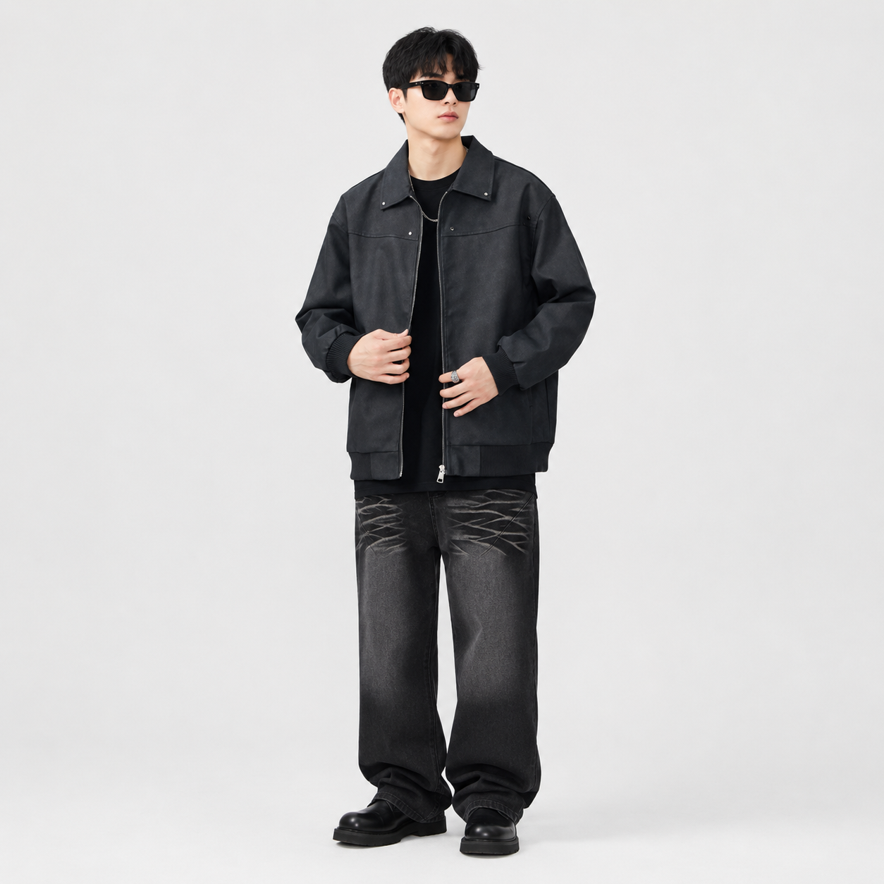 Men's long sleeve zip-up jacket with collar