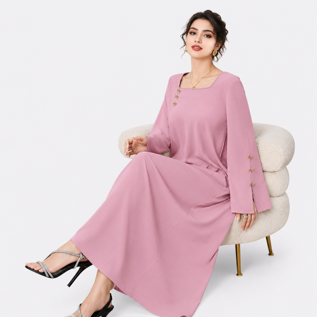 Elegant maxi dress with square neckline