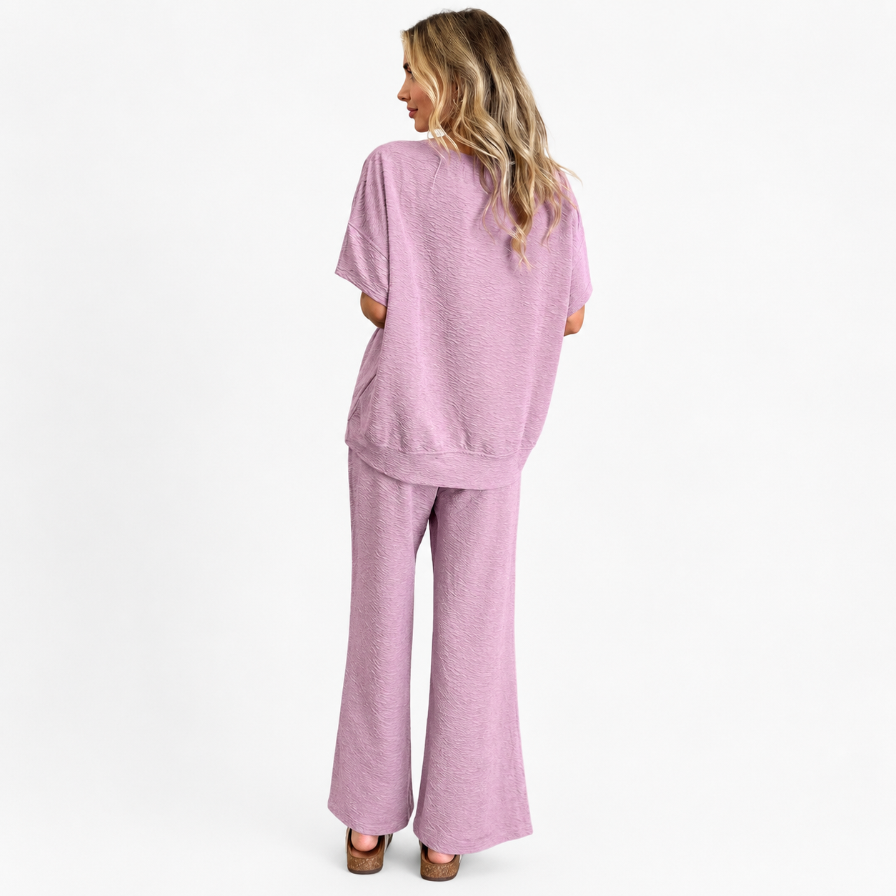 Women's casual top and cropped pants set
